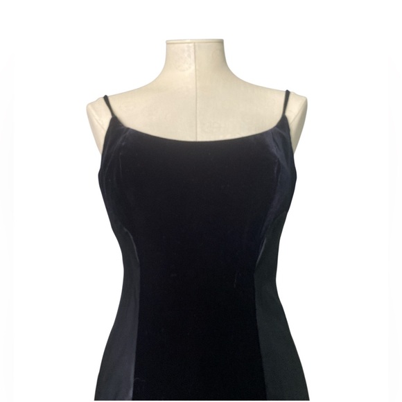 Faviana Evening Gown Black Spaghetti Strap Slip Dress Size 4 rayon/ acatate - Picture 2 of 10